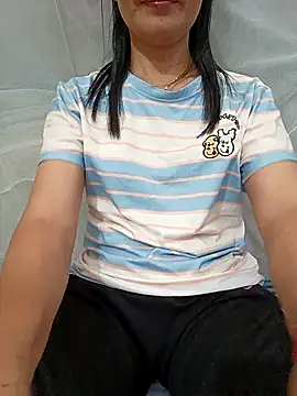 Snapshot of Asian_girl13 chatting on 3, 7, 2026 Asian girl13 online show from 3, 7, 2026