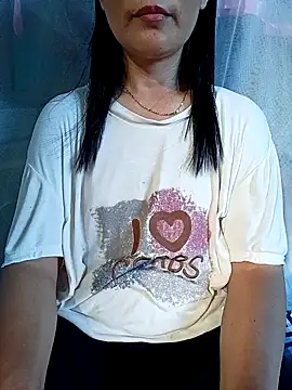 Snapshot of Asian_girl13 chatting on 13, 7, 2026 Asian girl13 online show from 13, 7, 2026