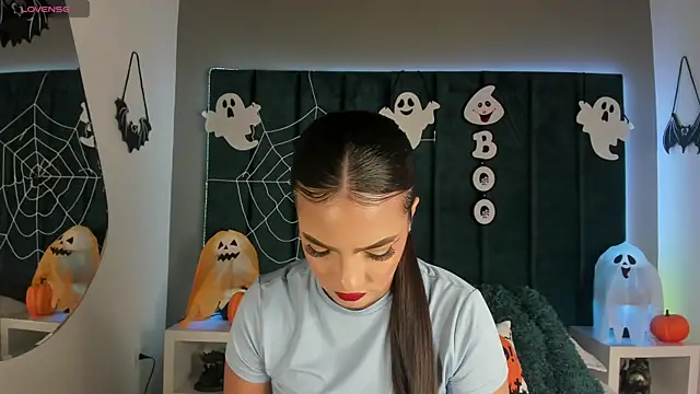 IsabellaGrey19 online show from 15, 10, 2025