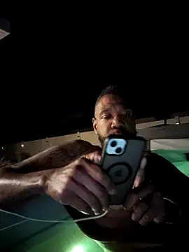 Snapshot of 3prettyboy3 chatting on 1, 10, 2025 3prettyboy3 online show from 1, 10, 2025