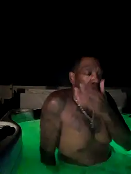 Snapshot of 3prettyboy3 chatting on 1, 11, 2025 3prettyboy3 online show from 1, 11, 2025