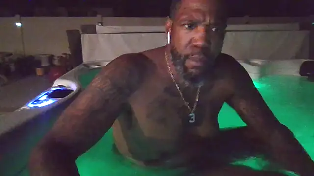 Snapshot of 3prettyboy3 chatting on 9, 11, 2025 3prettyboy3 online show from 9, 11, 2025