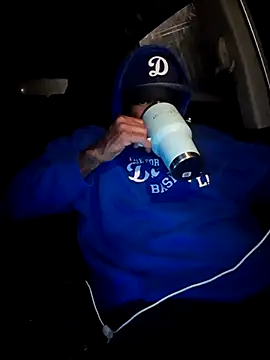 Snapshot of 3prettyboy3 chatting on 17, 11, 2025 3prettyboy3 online show from 17, 11, 2025