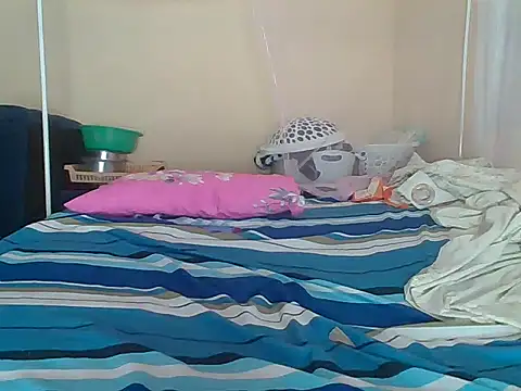 awino001 online show from 10, 9, 2025