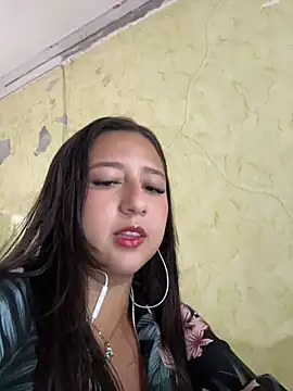 Snapshot of Lau_Beauty chatting on 11, 6, 2026 Lau Beauty online show from 11, 6, 2026