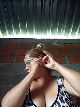 natally ross21 online show from 2, 10, 2025