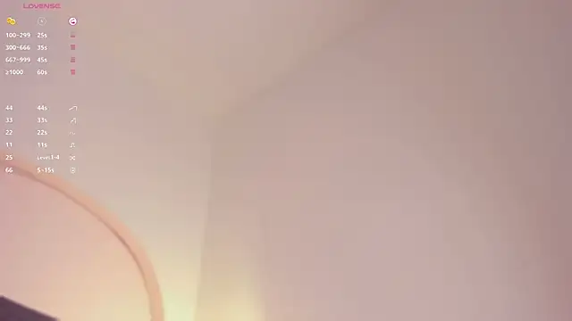 Snapshot of katiepeach_ chatting on 11, 9, 2025 katiepeach online show from 11, 9, 2025