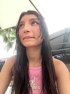 Snapshot of loly-yandere chatting on 18, 12, 2024 loly-yandere online show from 18, 12, 2024