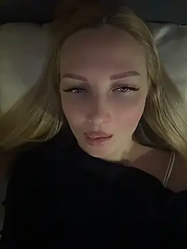 Snapshot of Aleksandrakis chatting on 30, 4, 2026 Aleksandrakis online show from 30, 4, 2026