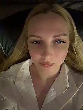 Snapshot of Aleksandrakis chatting on 9, 5, 2026 Aleksandrakis online show from 9, 5, 2026
