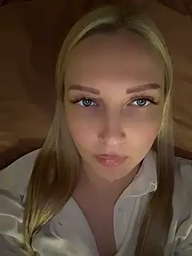 Snapshot of Aleksandrakis chatting on 19, 5, 2026 Aleksandrakis online show from 19, 5, 2026
