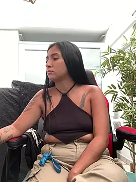 luna asss online show from 4, 3, 2025