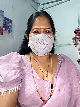 Snapshot of Rani_Darling_99 chatting on 22, 10, 2025 Rani Darling 99 online show from 22, 10, 2025