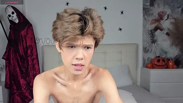 Felix Rey online show from 1, 11, 2025