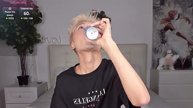 Felix Rey online show from 17, 12, 2025