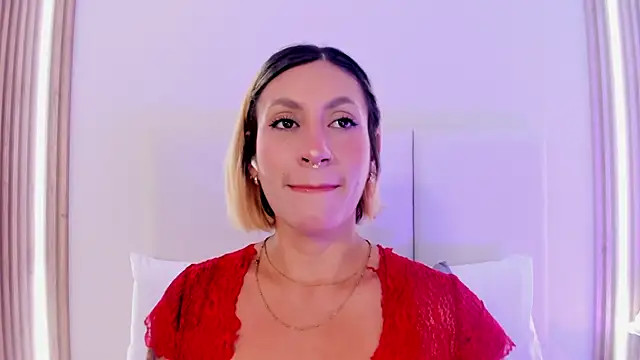 Emily robertss online show from 15, 4, 2026