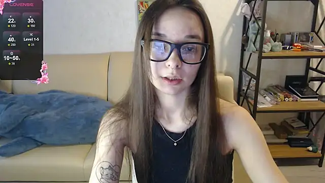 Snapshot of Amarieni chatting on 9, 12, 2024 Amarieni online show from 9, 12, 2024