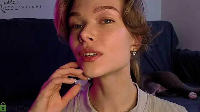 Eva Natsumi online show from 15, 10, 2025