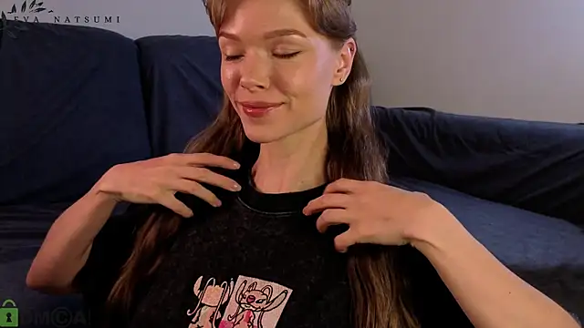 Eva Natsumi online show from 20, 10, 2025