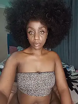 Snapshot of Queen-Chocolate chatting on 18, 5, 2026 Queen-Chocolate online show from 18, 5, 2026