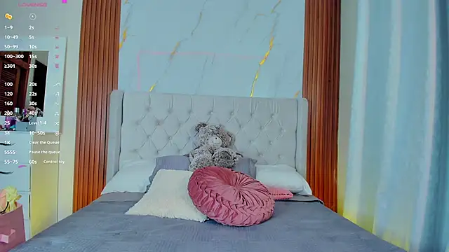 amelie leigh online show from 15, 2, 2025