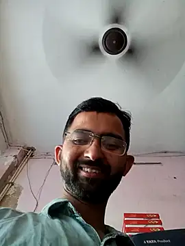 Snapshot of sagarghai07 chatting on 18, 4, 2026 sagarghai07 online show from 18, 4, 2026