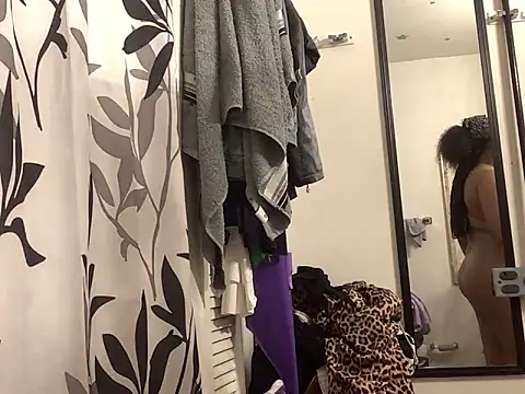 Snapshot of Sexy_ebony_BunNey chatting on 2, 2, 2026 Sexy ebony BunNey online show from 2, 2, 2026