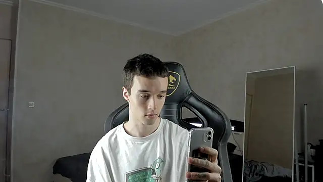 MasonWarholl online show from 13, 2, 2025