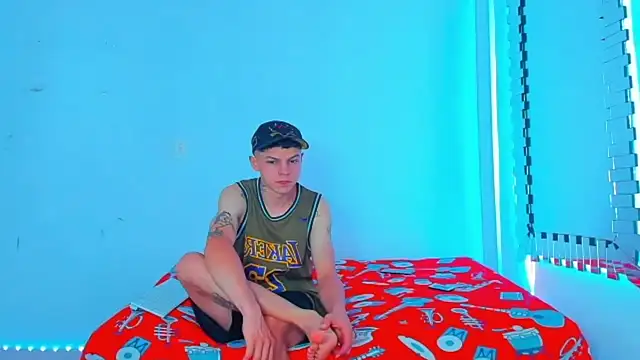 HOT boy2025 online show from 13, 12, 2024