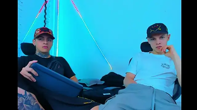 HOT boy2025 online show from 17, 9, 2025