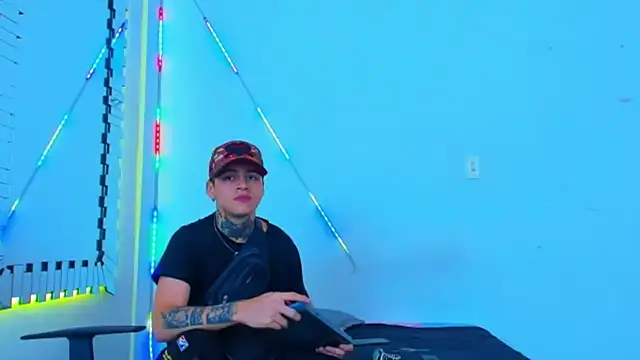 HOT boy2025 online show from 27, 9, 2025