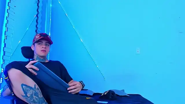 HOT boy2025 online show from 7, 10, 2025