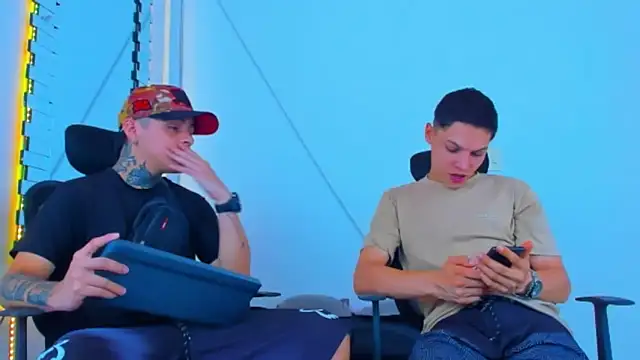 HOT boy2025 online show from 2, 11, 2025