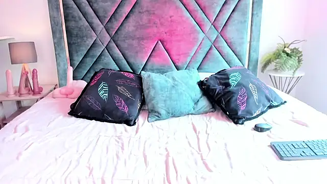 Snapshot of Dapnne_ chatting on 9, 2, 2025 Dapnne online show from 9, 2, 2025