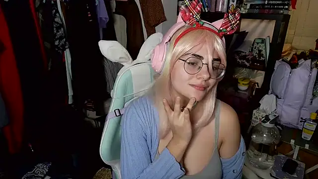 mochi rainbow online show from 22, 12, 2024