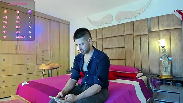 petterwilly1 online show from 18, 12, 2024