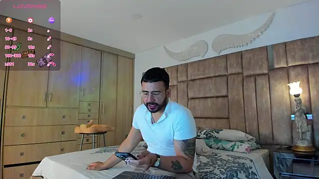 petterwilly1 online show from 15, 2, 2025