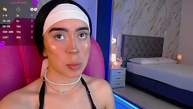 Julieta De Los Angeles online show from 10, 1, 2025