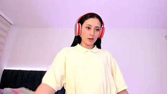 liaqueen610 online show from 7, 1, 2025