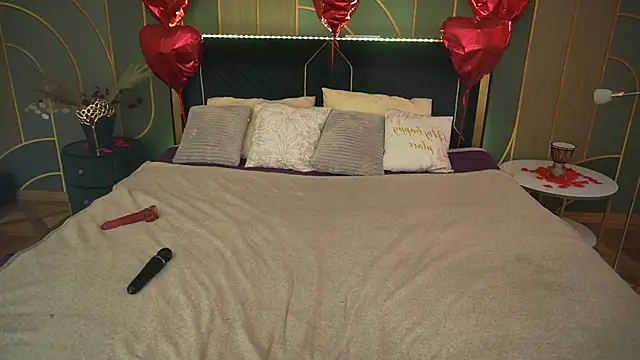 Snapshot of MonAmourrrR chatting on 5, 3, 2025 MonAmourrrR online show from 5, 3, 2025