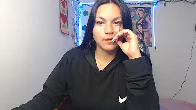 Snapshot of Zafiroweb09 chatting on 11, 12, 2024 Zafiroweb09 online show from 11, 12, 2024