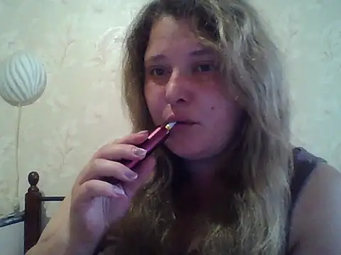 Snapshot of ParisMimi chatting on 10, 6, 2026 ParisMimi online show from 10, 6, 2026
