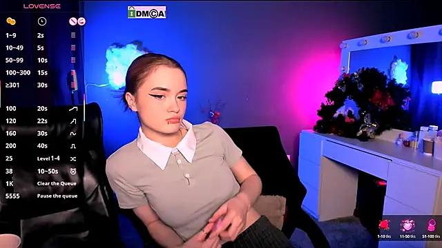 liana kisses online show from 26, 2, 2025