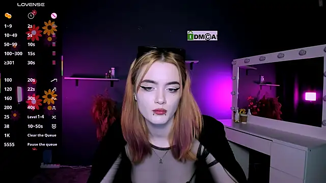 liana kisses online show from 19, 3, 2025