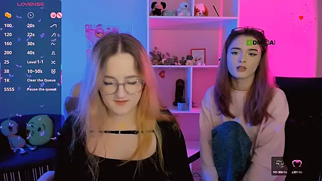 liana kisses online show from 27, 9, 2025