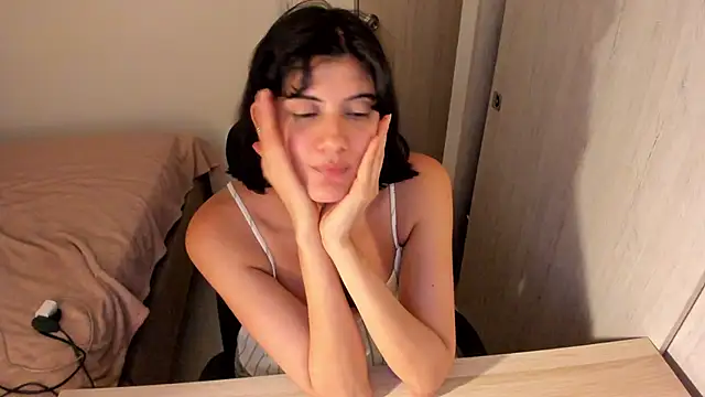 Snapshot of misstoya chatting on 18, 6, 2026 misstoya online show from 18, 6, 2026