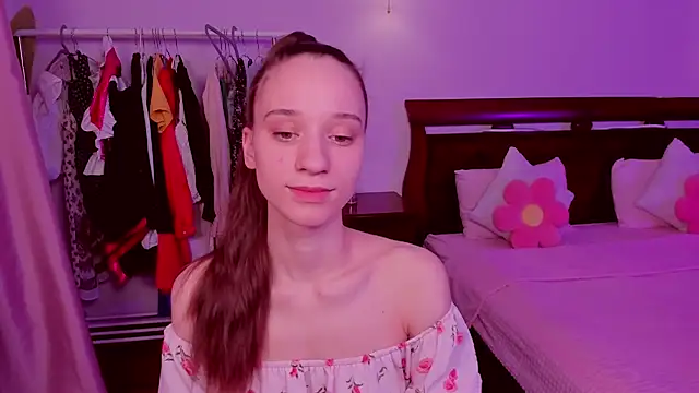 StaceySunny online show from 2, 2, 2026