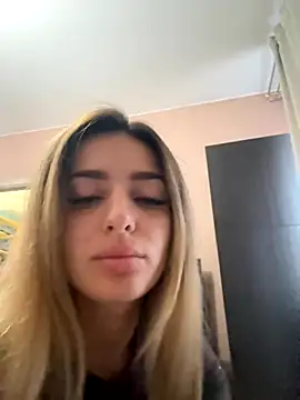Snapshot of Jasmine_urPrincess chatting on 20, 10, 2025 Jasmine urPrincess online show from 20, 10, 2025