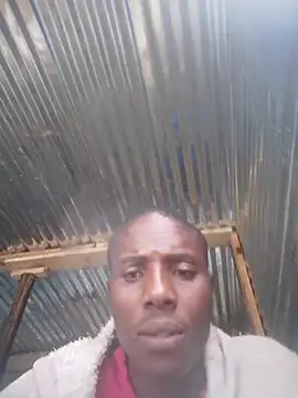 Snapshot of MkingPin chatting on 4, 11, 2025 MkingPin online show from 4, 11, 2025