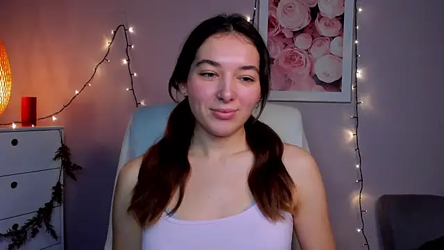 Snapshot of Meagn_Extasy chatting on 23, 12, 2024 Meagn Extasy online show from 23, 12, 2024